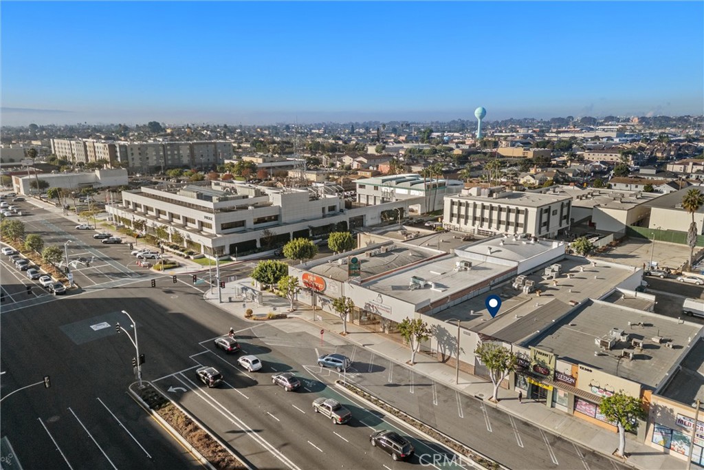 12321 Hawthorne Boulevard