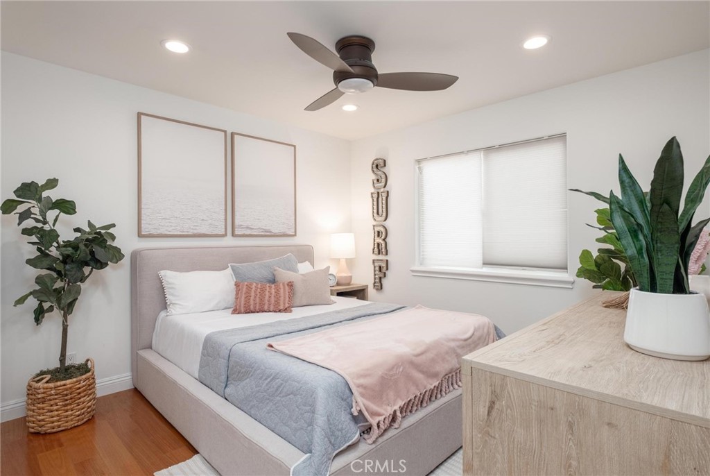 1103 S Catalina Avenue B