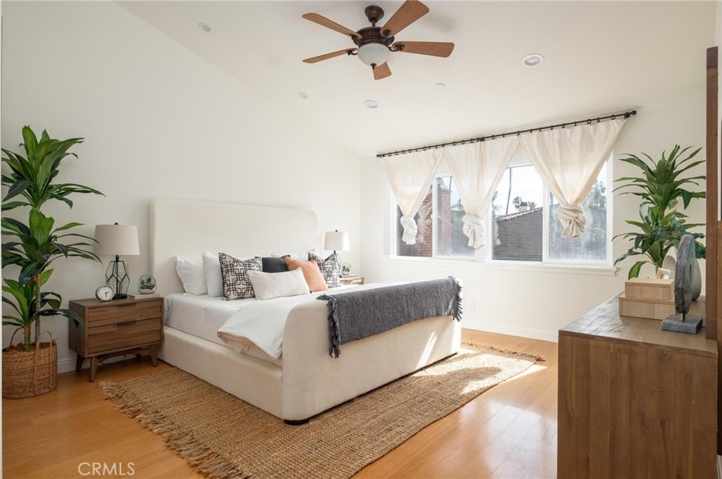 1103 S Catalina Avenue B