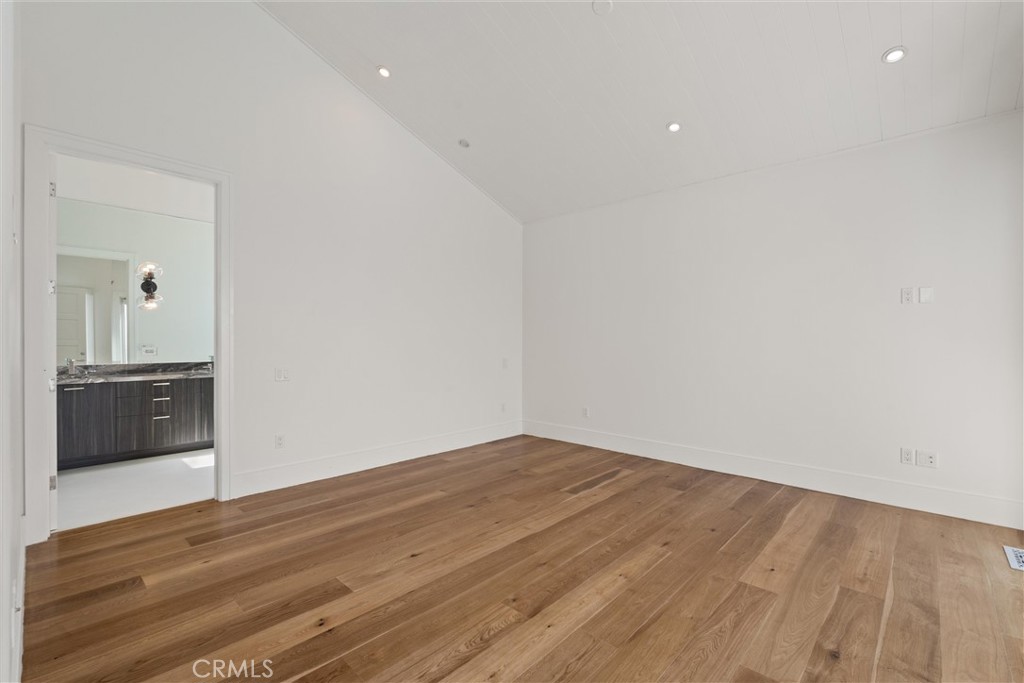 1200 Manhattan Avenue