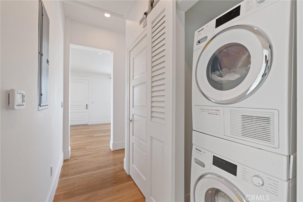 1200 Manhattan Avenue