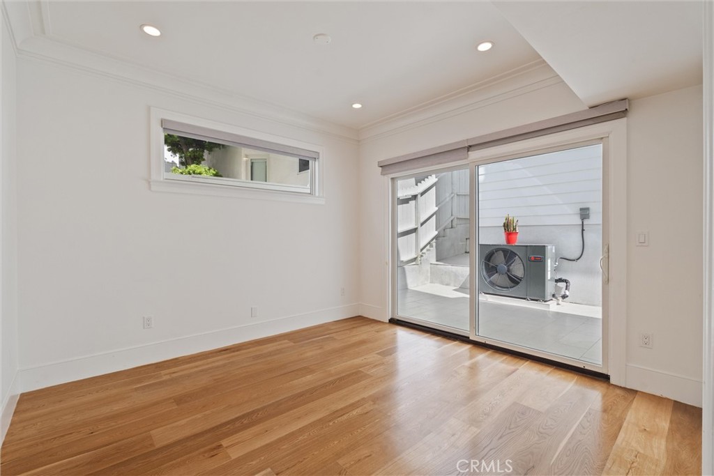 1200 Manhattan Avenue