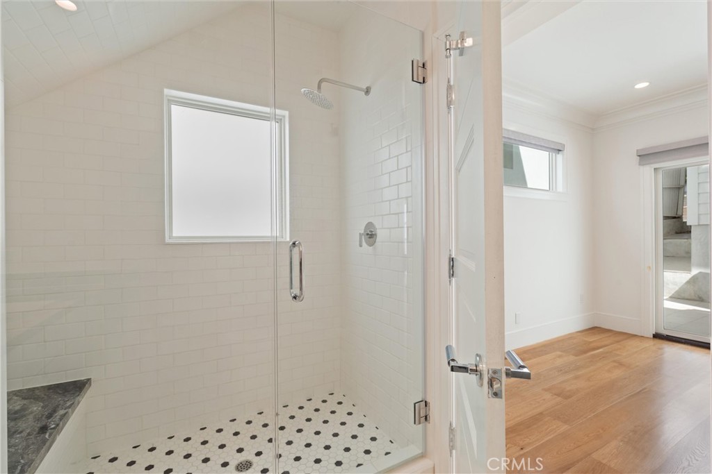 1200 Manhattan Avenue