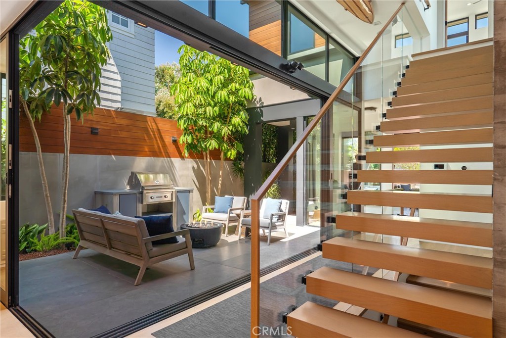 2015 Monterey Boulevard