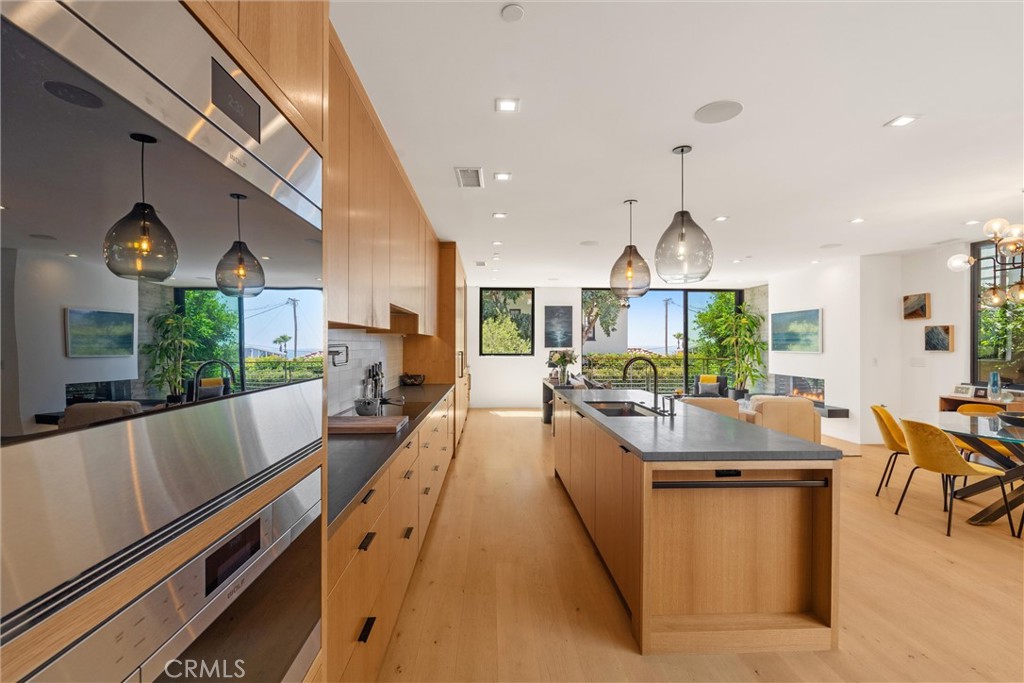 2015 Monterey Boulevard