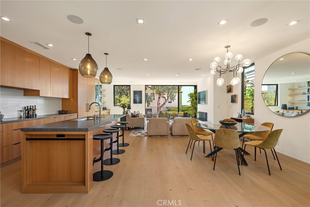 2015 Monterey Boulevard