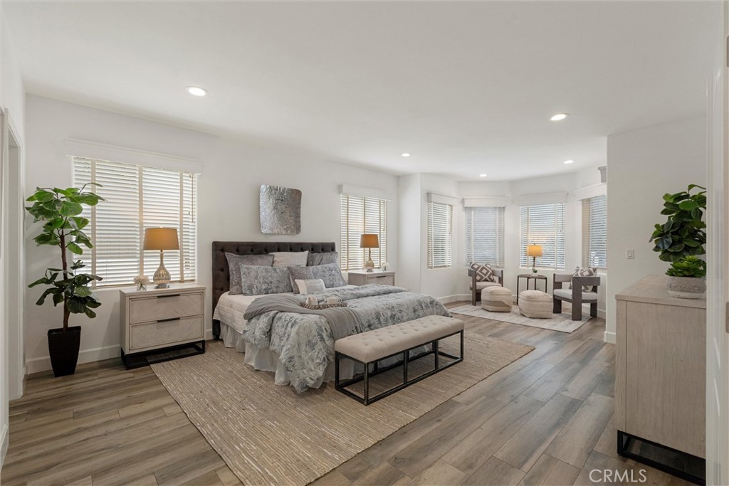 136 Via Los Miradores