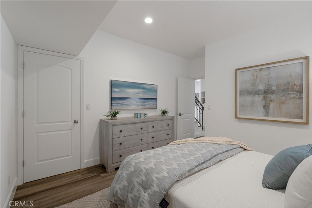 136 Via Los Miradores