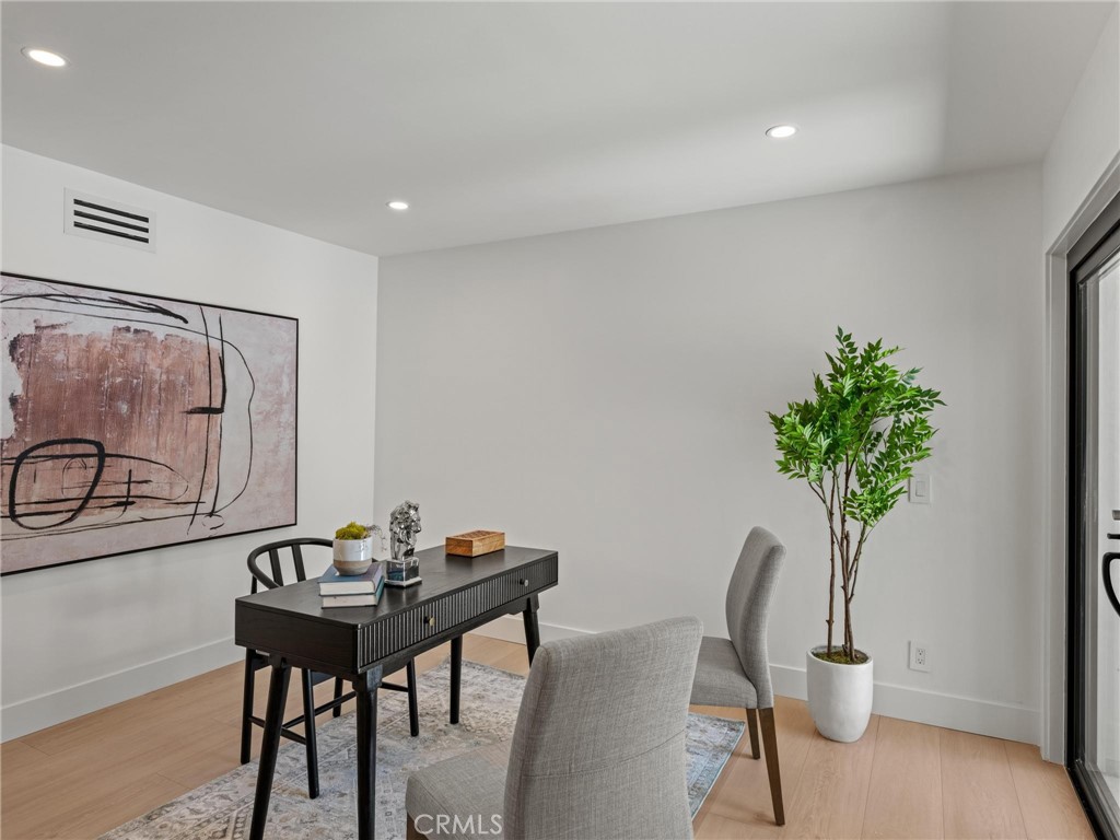 24 White Water Drive