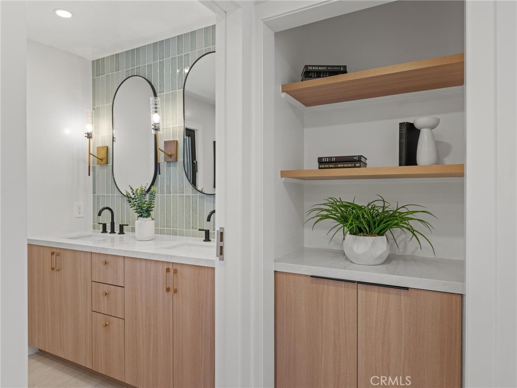 24 White Water Drive