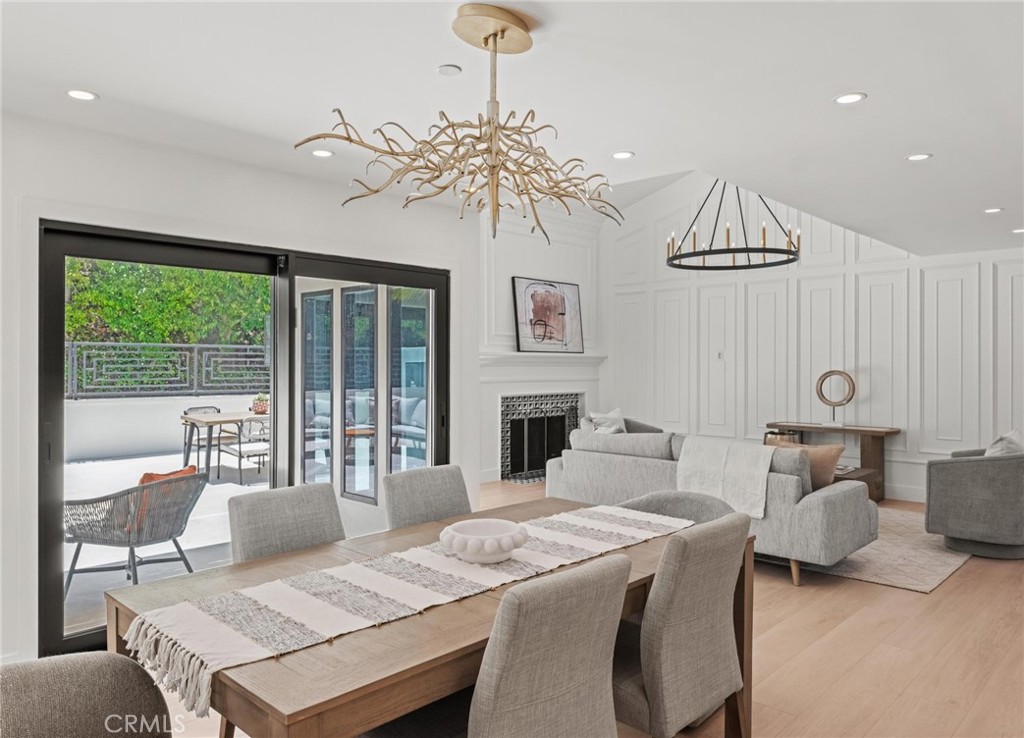 24 White Water Drive