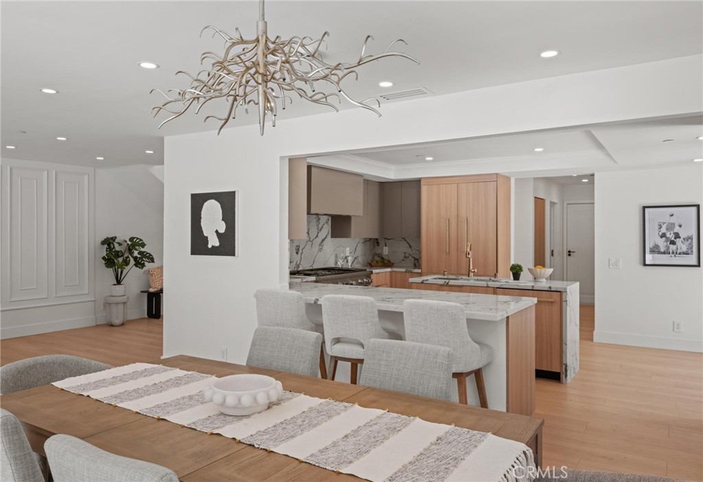 24 White Water Drive