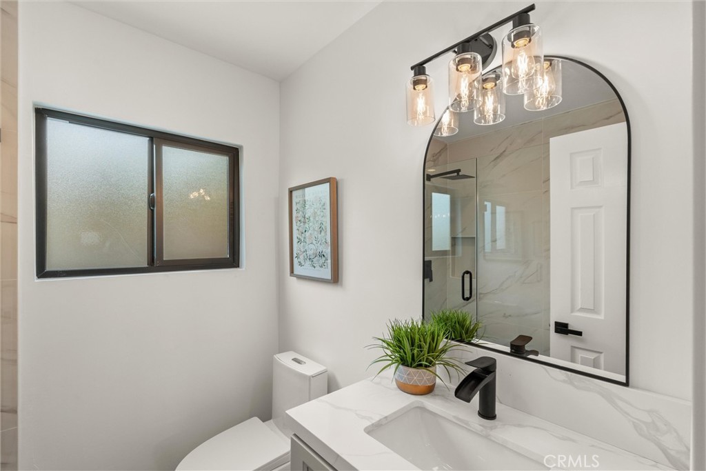 1792 Crestmont Place