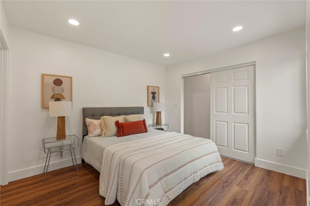 1792 Crestmont Place