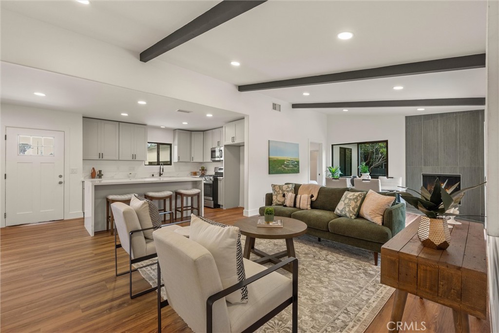 1792 Crestmont Place