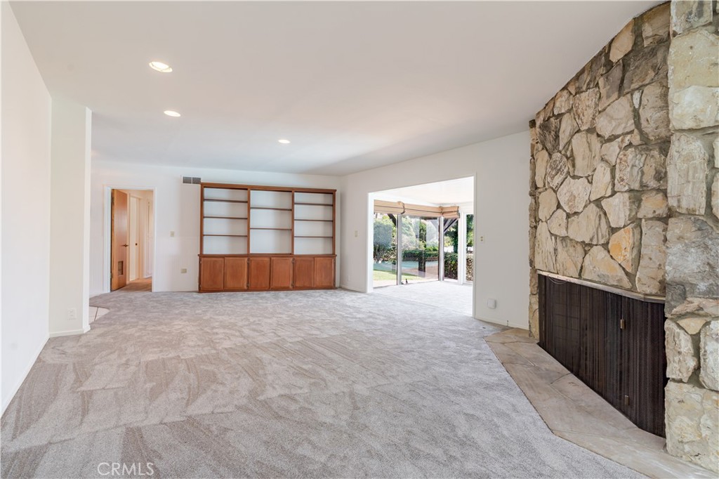3904 Exultant Drive