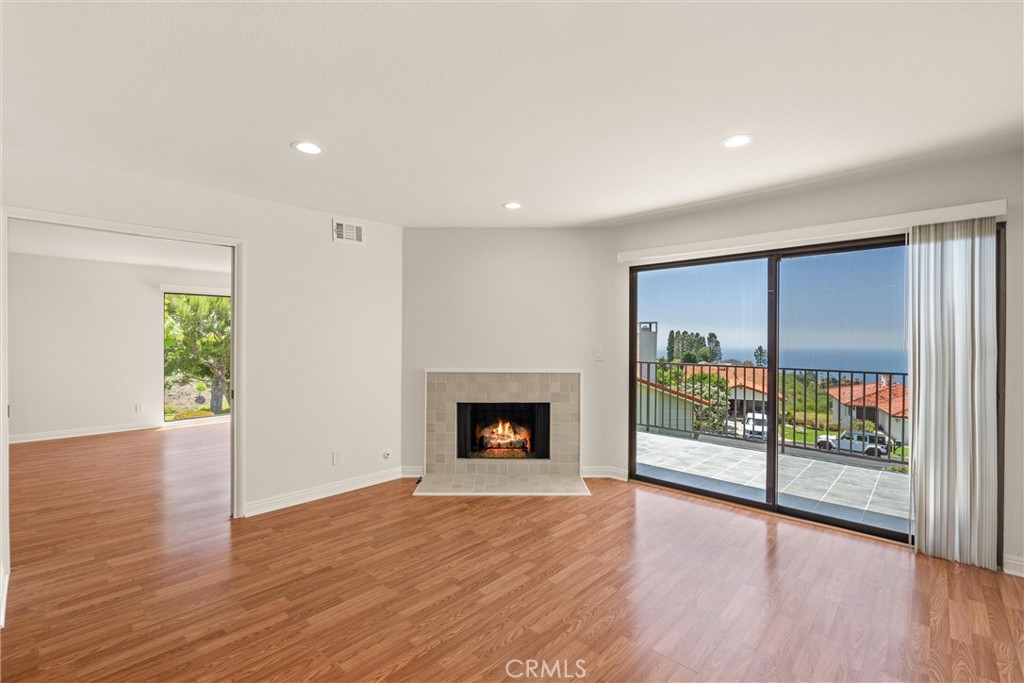 25 Ocean Crest Court