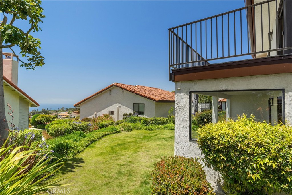 25 Ocean Crest Court