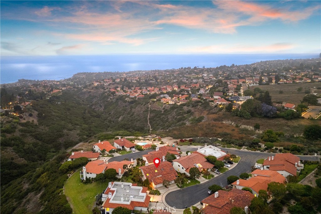 25 Ocean Crest Court
