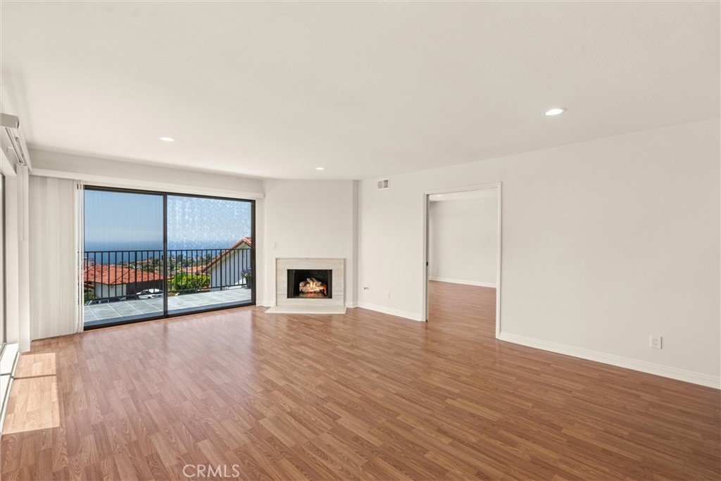 25 Ocean Crest Court