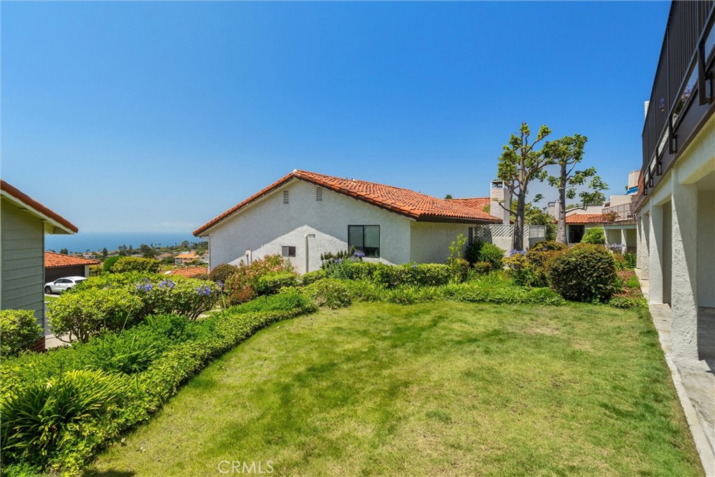 25 Ocean Crest Court