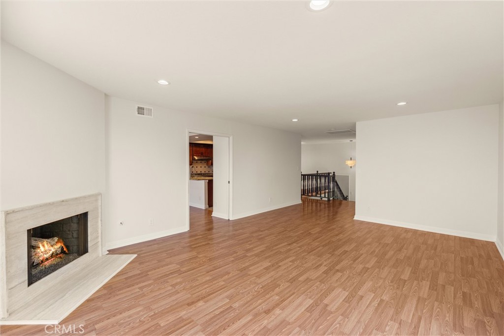 25 Ocean Crest Court