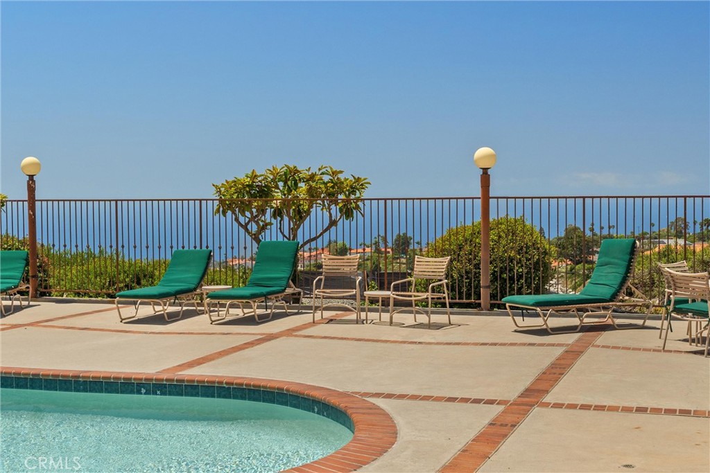 25 Ocean Crest Court