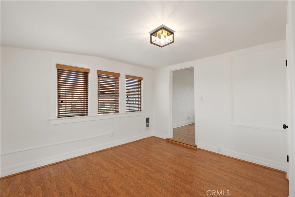 1908 Loma Drive