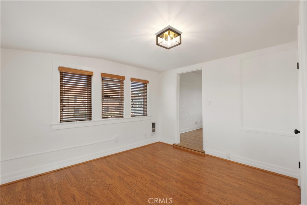 1908 Loma Drive