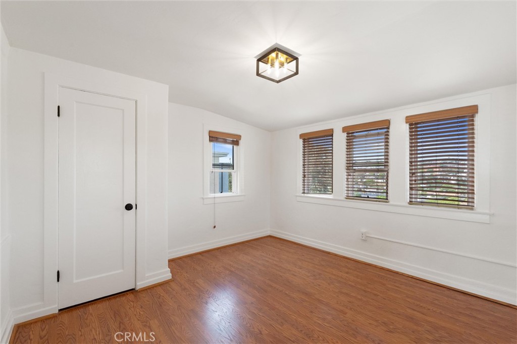 1908 Loma Drive