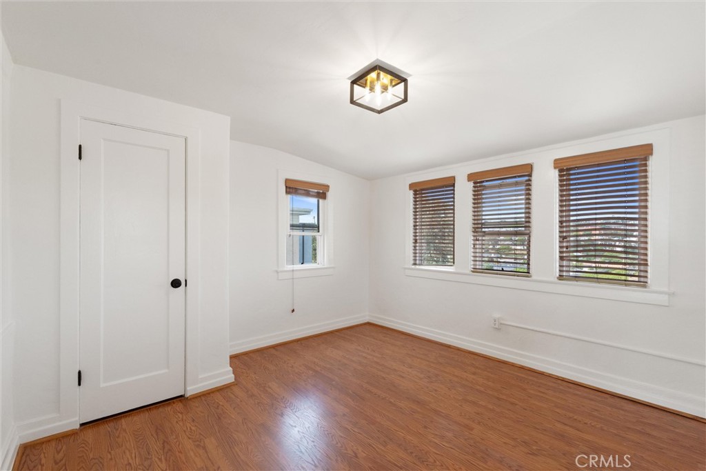 1908 Loma Drive