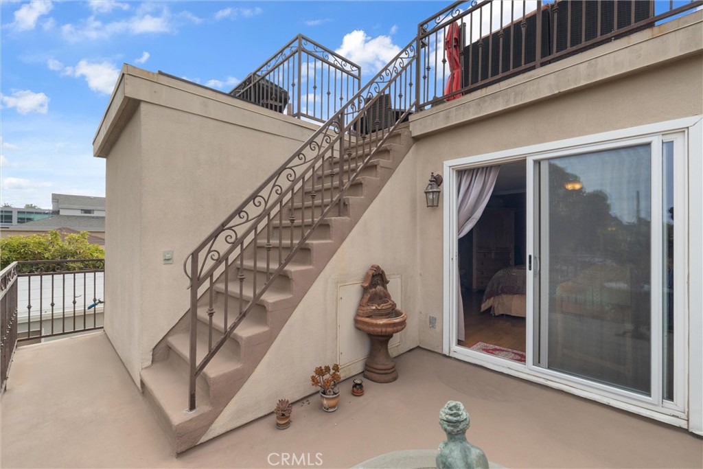 729 Longfellow Avenue