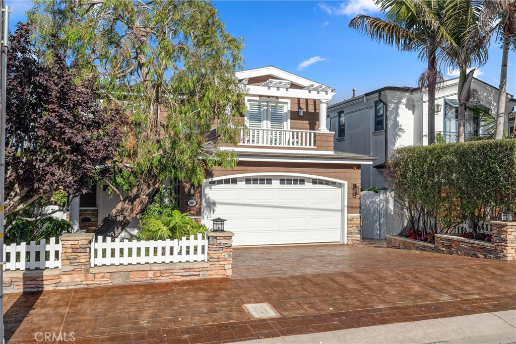 2000 Walnut Avenue