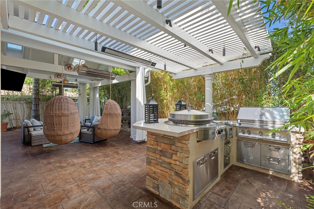 2000 Walnut Avenue