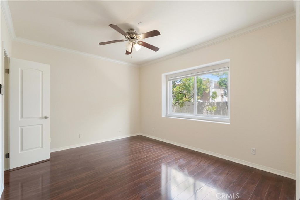 1529 Artesia Boulevard B