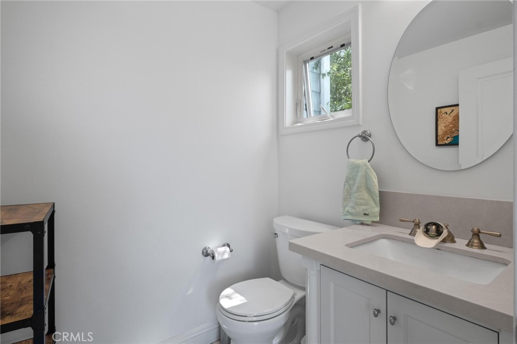 1208 Tennyson Street 8