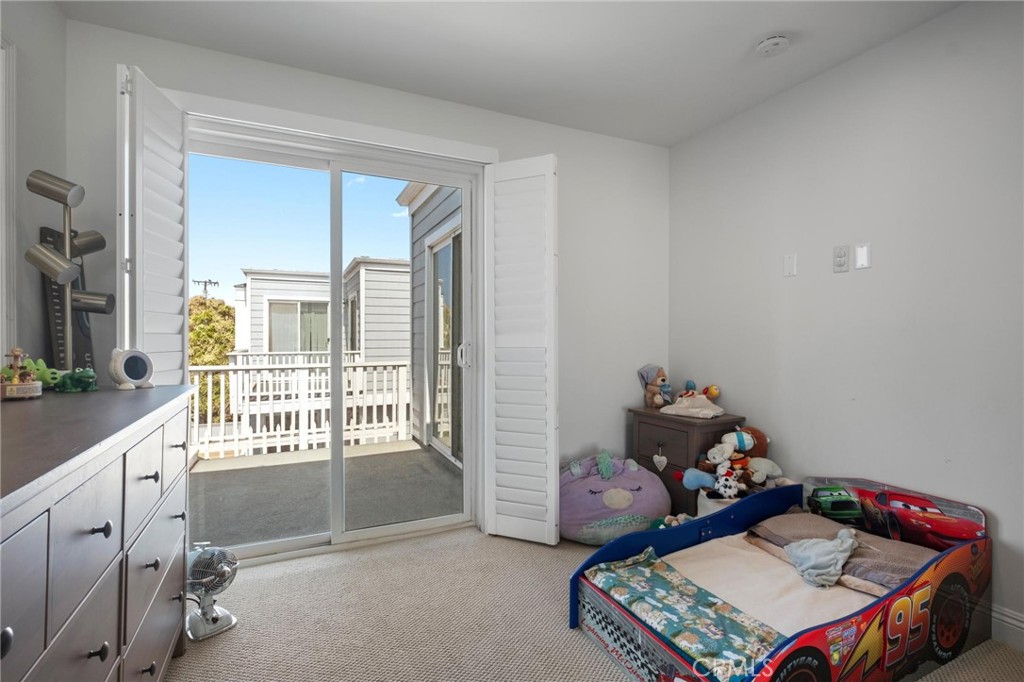 1208 Tennyson Street 8