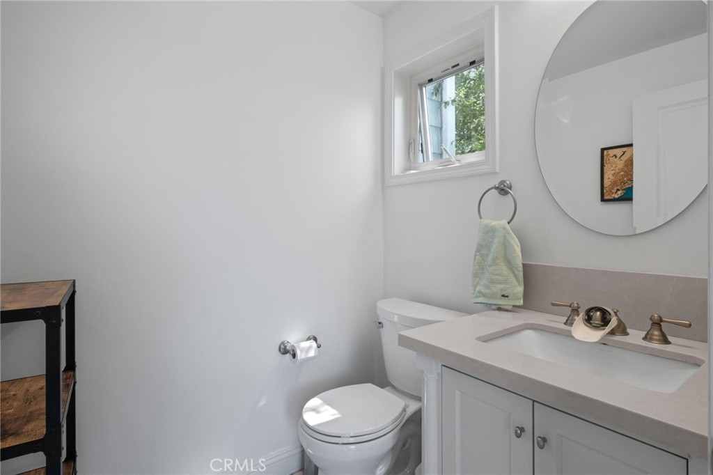 1208 Tennyson Street 8