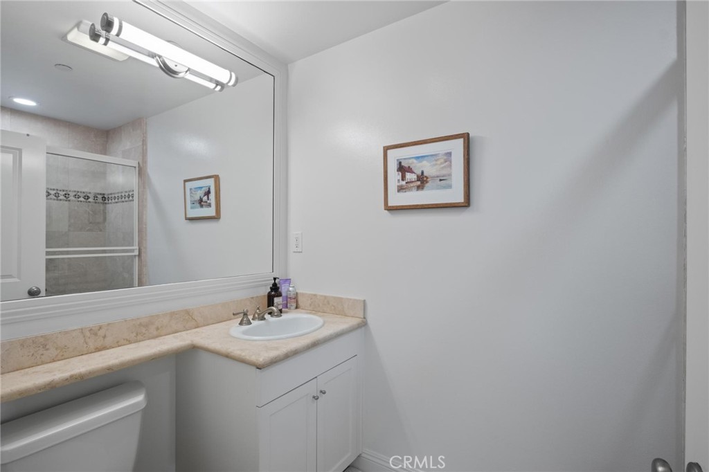 1208 Tennyson Street 8