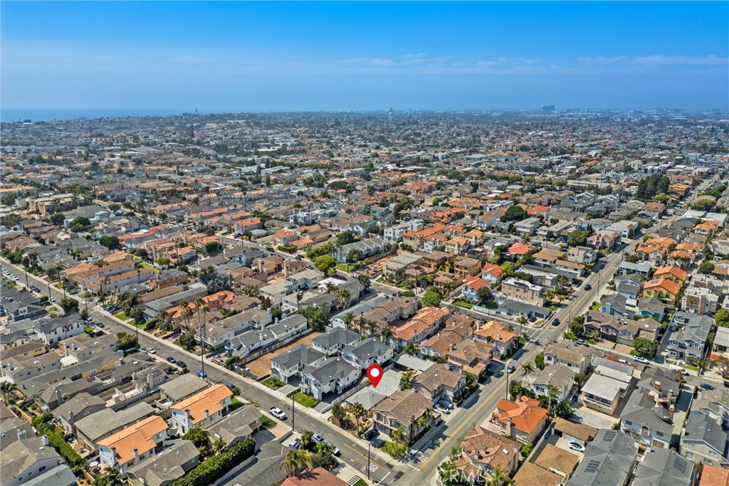 2121 Marshallfield Lane