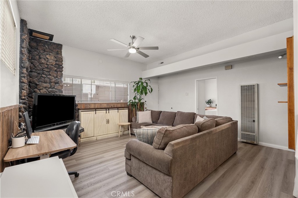 2121 Marshallfield Lane