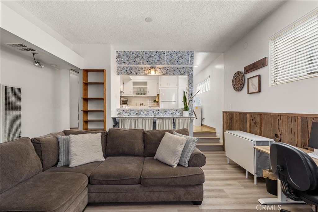 2121 Marshallfield Lane