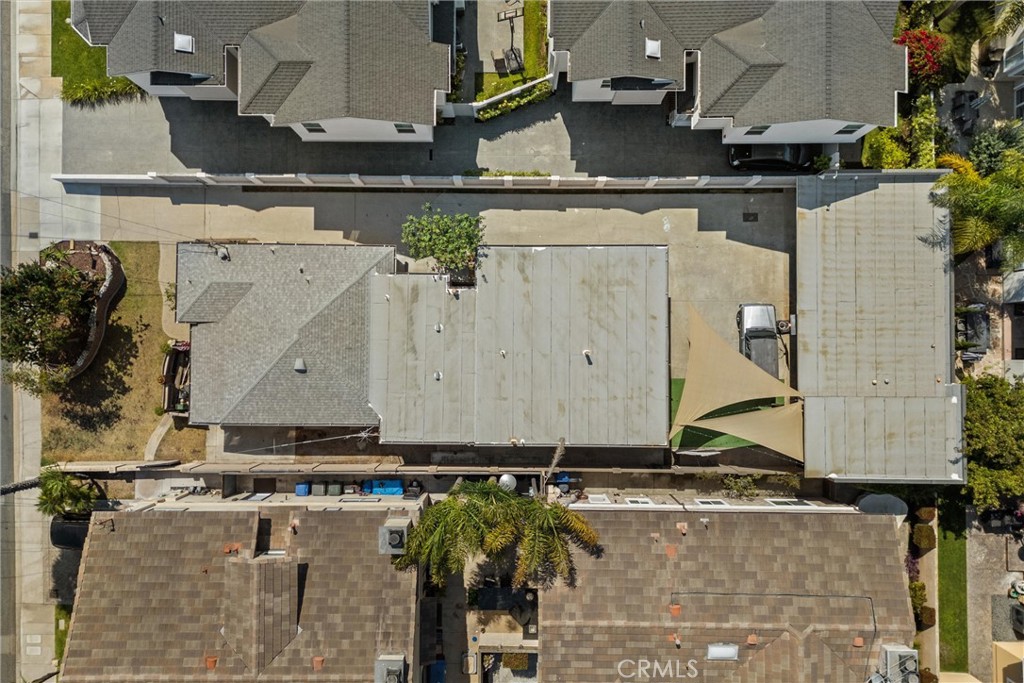 2121 Marshallfield Lane