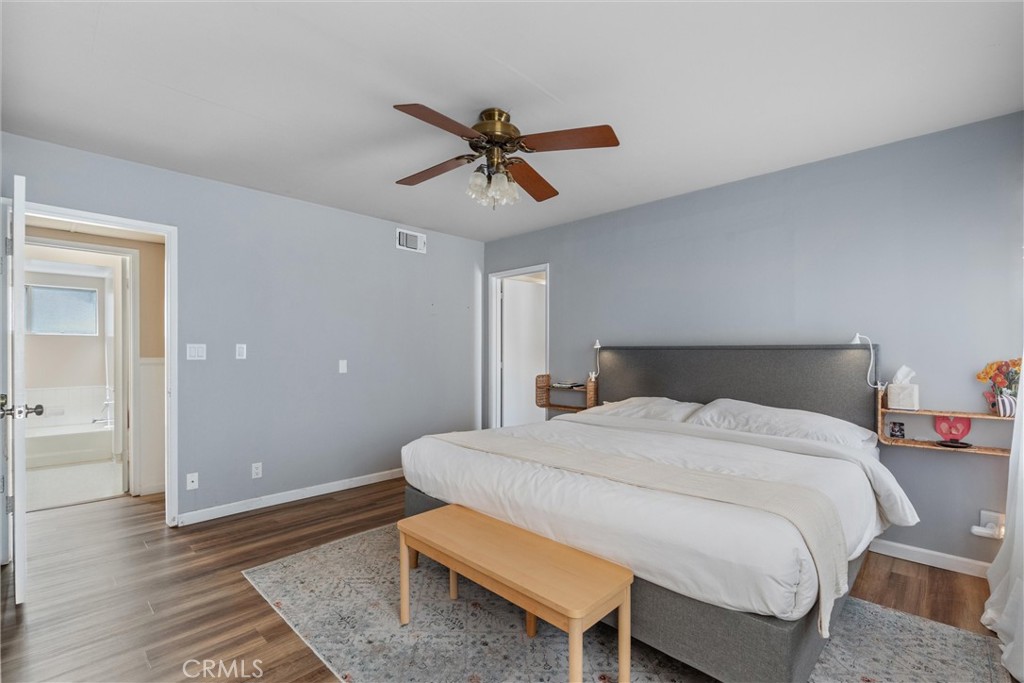 2121 Marshallfield Lane