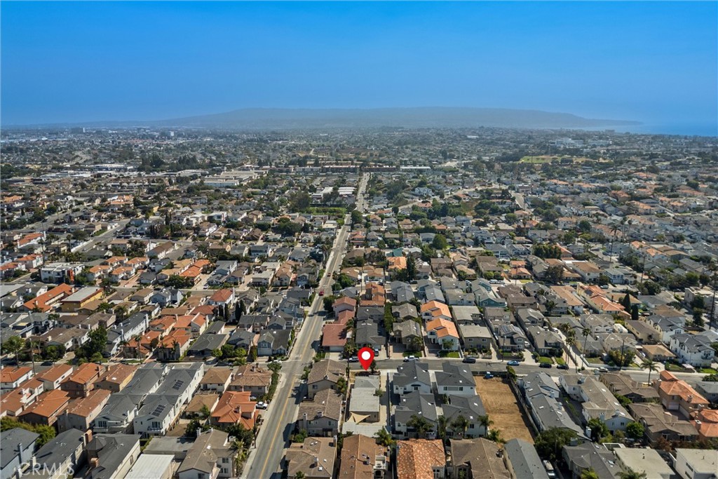 2121 Marshallfield Lane