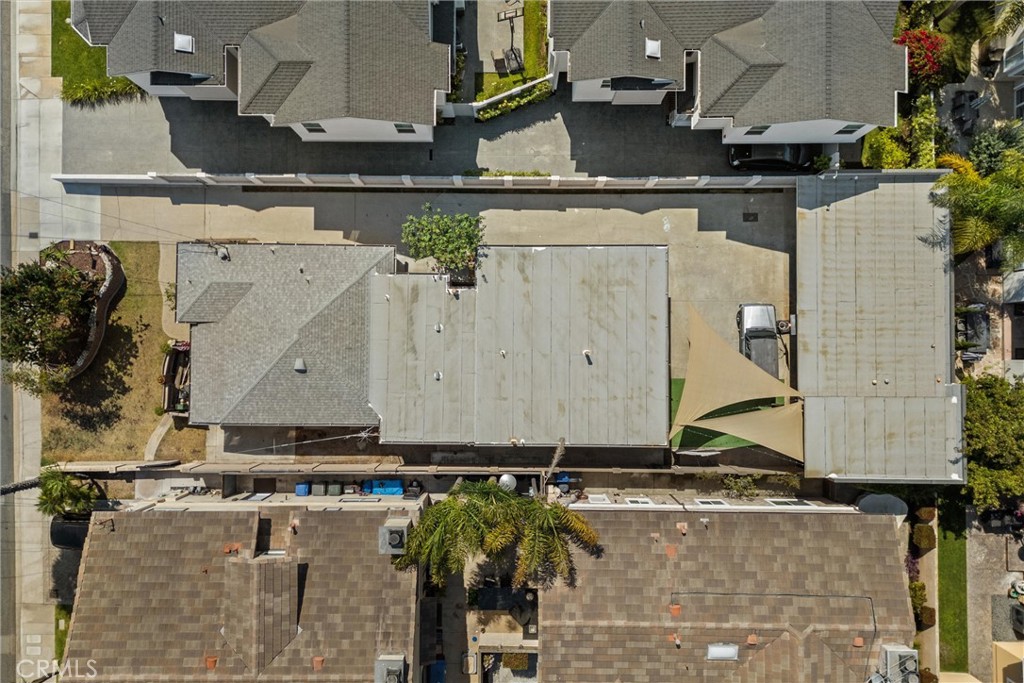2121 Marshallfield Lane
