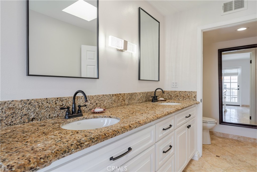 210 S Prospect Avenue 2