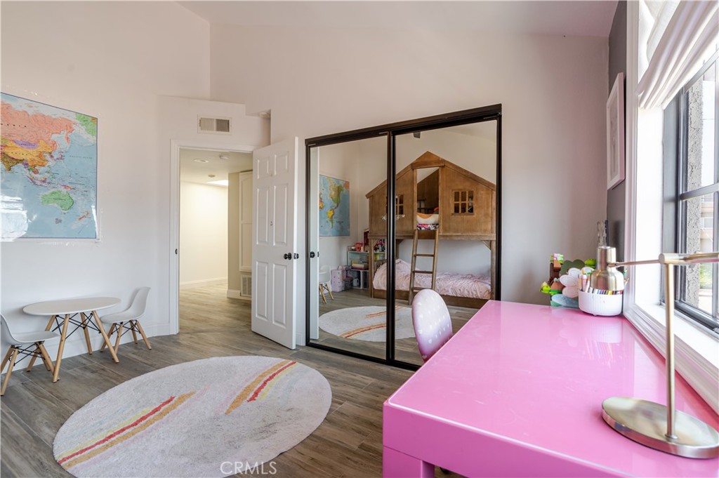 210 S Prospect Avenue 2