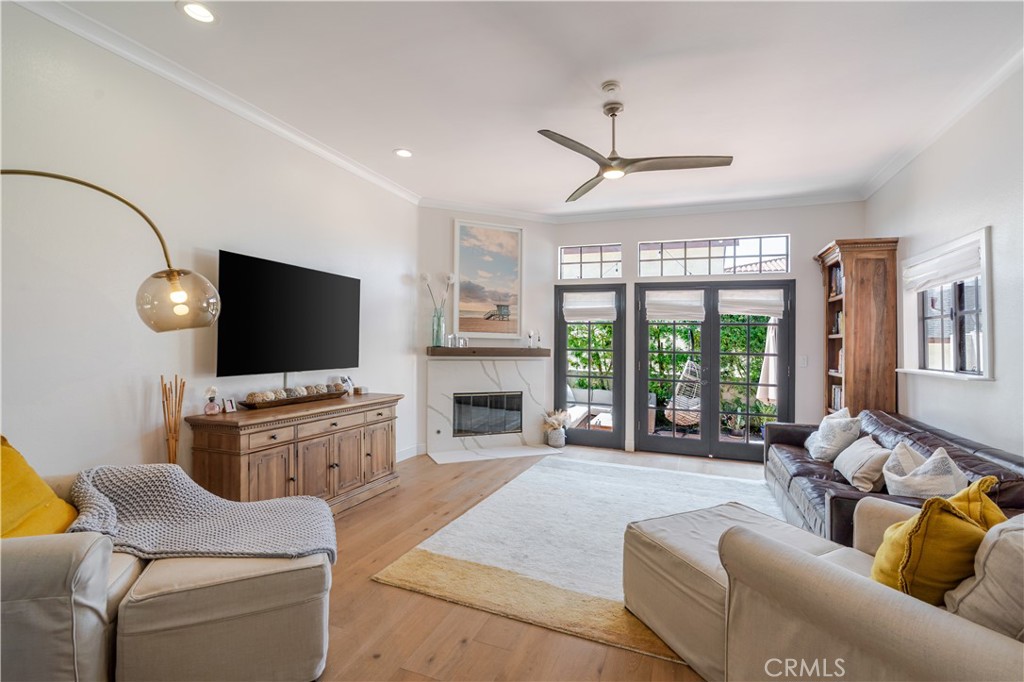 210 S Prospect Avenue 2