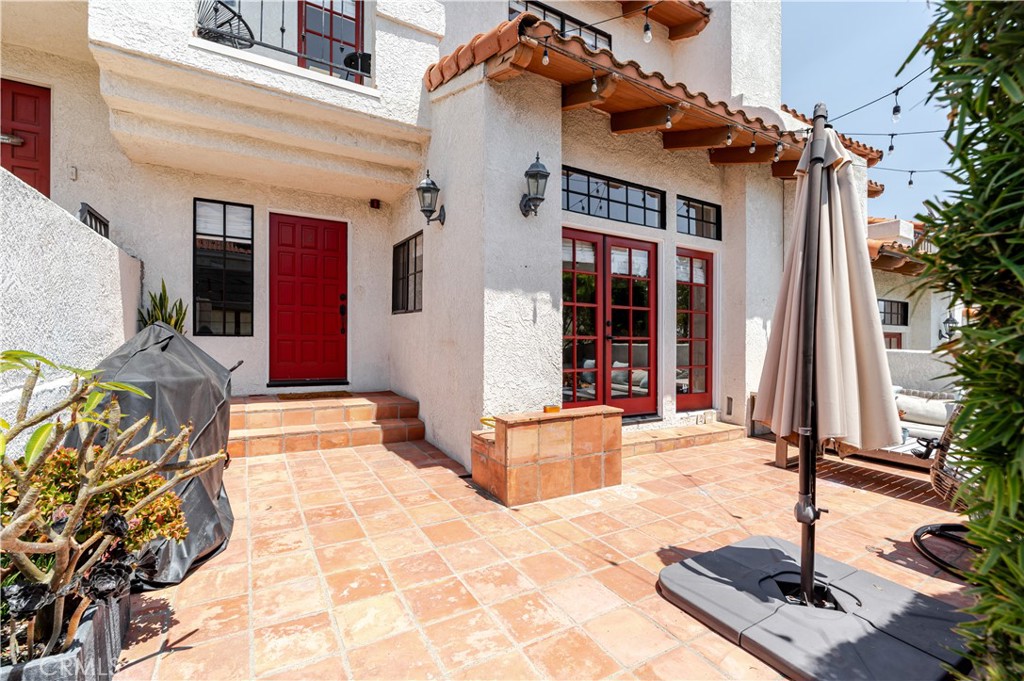 210 S Prospect Avenue 2